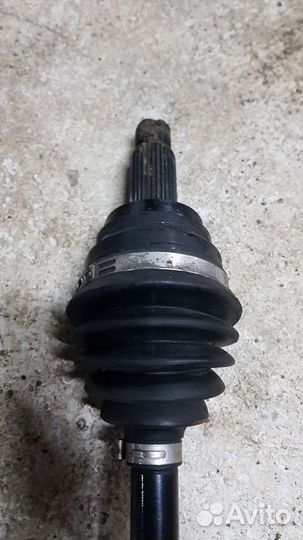 Полуось передняя левая BMW X6 F16 2018 7622913