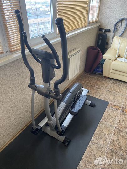 Эллиптический тренажер