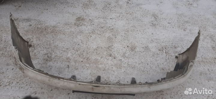 Бампер передний toyota carina 190