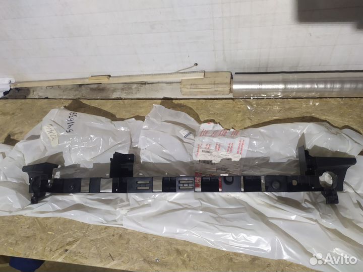 Усилитель переднего бампера LADA X-RAY 2016