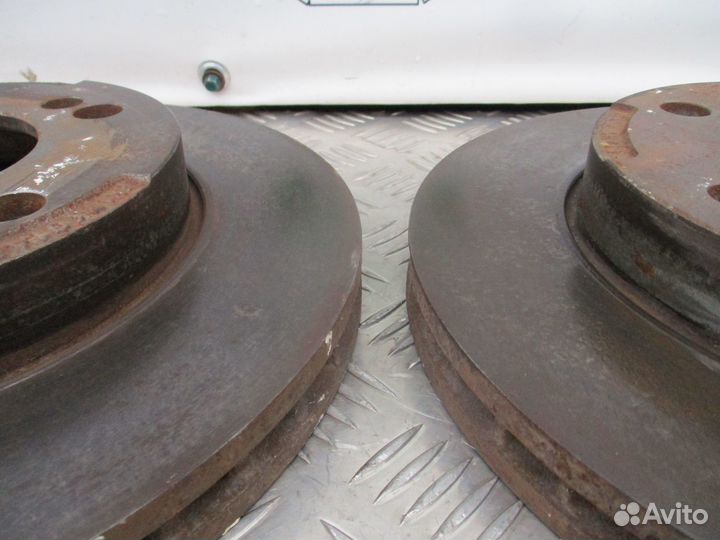 Диск тормозной передний SsangYong Kyron 2008г