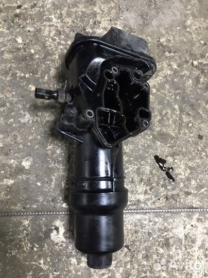 Корпус масляного фильтра Volkswagen Passat B6