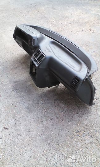 Панель приборов