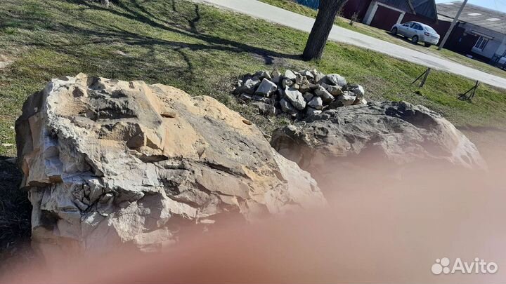 Крупный камень