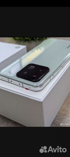 Xiaomi 13, 12/256 ГБ
