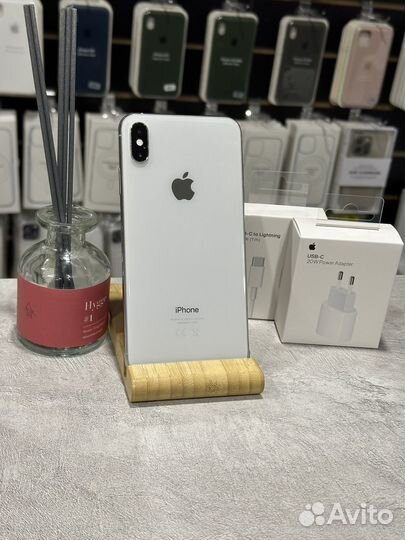 iPhone Xs Max, 64 ГБ