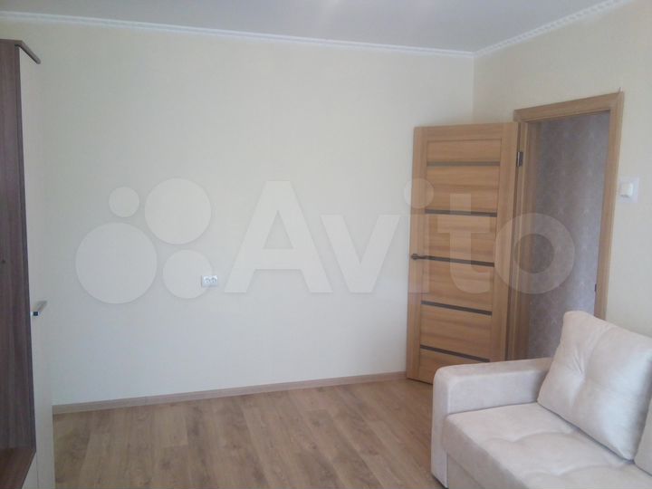 2-к. квартира, 56 м², 3/9 эт.