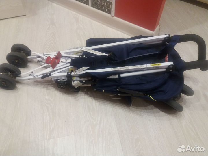 Коляска трость Maclaren volo