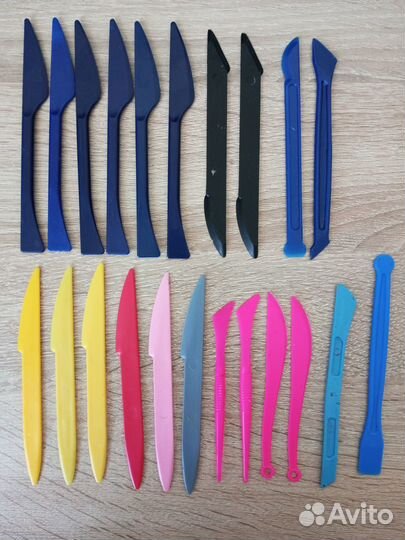 Тетради кос. линия, карандаши, стеки