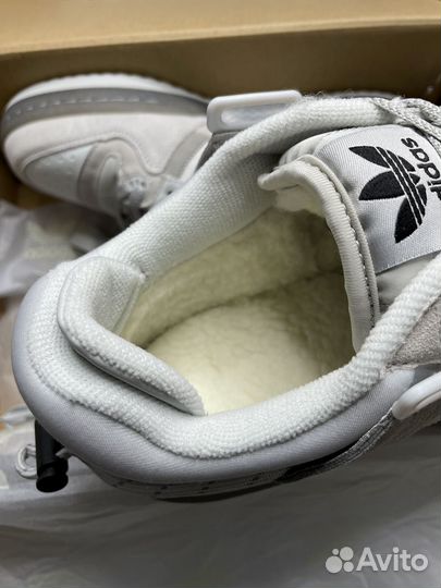 Тёплые Forum x Bad Bunny серые от Adidas