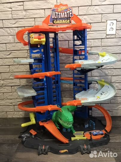 Hot Wheels гараж