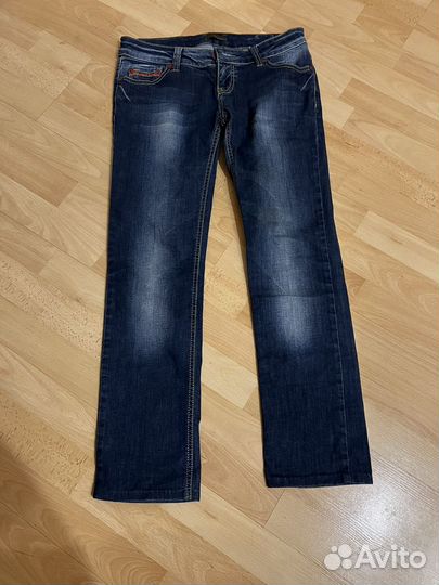 Джинсы женские (несколько штук)