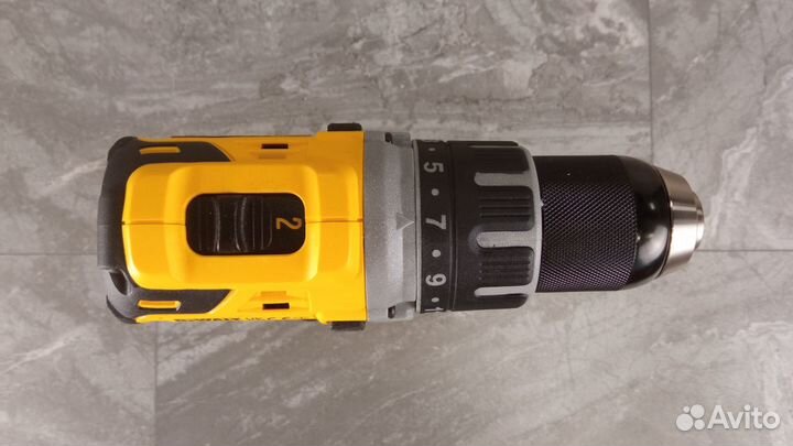 Шуруповерт Dewalt DCD791