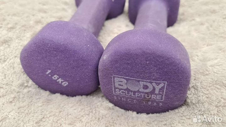 Гантели неопреновые body sculpture 1.5кг