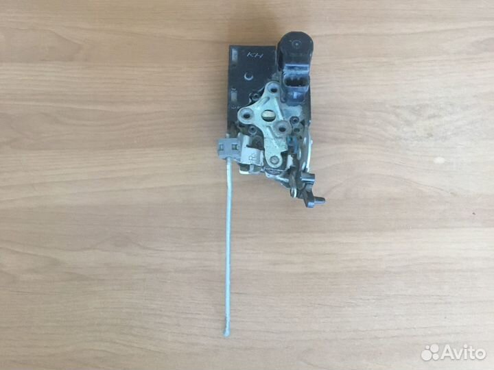 Замок двери задней правой Chevrolet Aveo