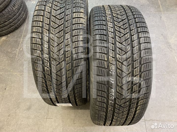 Pirelli Scorpion Winter 305/35 R21 109V