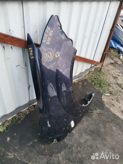 Крыло переднее правое Toyota Will Vs NZE127