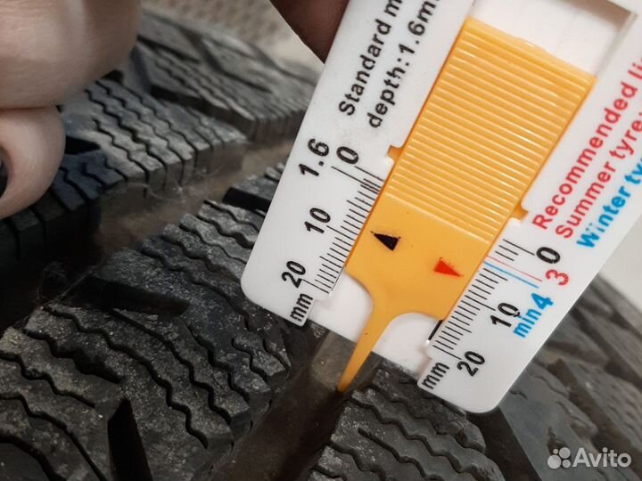 Bridgestone Ice Cruiser 7000 225/40 R18