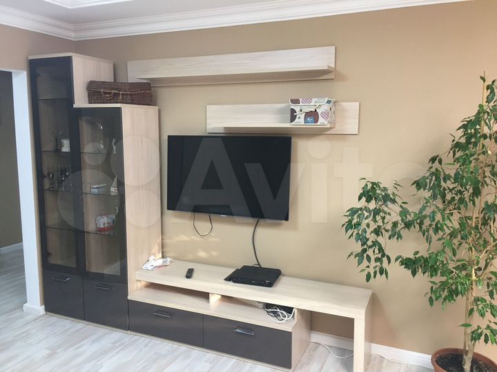 4-к. квартира, 120 м², 7/10 эт.