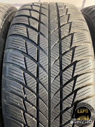 Bridgestone Blizzak LM-001 225/55 R17 97H