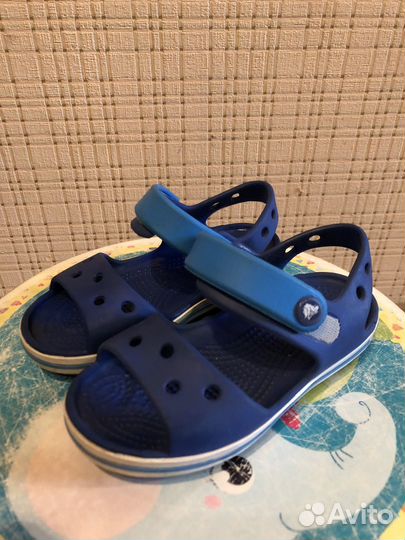 Сандалии детские Crocs
