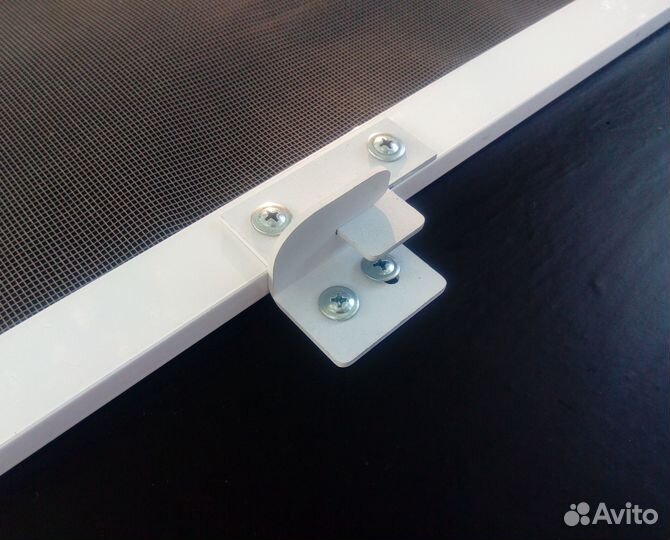 Усиленный крепёж для москитной сетки в детскую