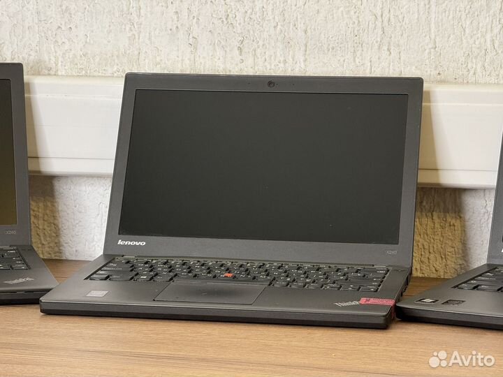 Ноутбук Lenovo x240 i3-4030U, RAM 8 гб ssd 120