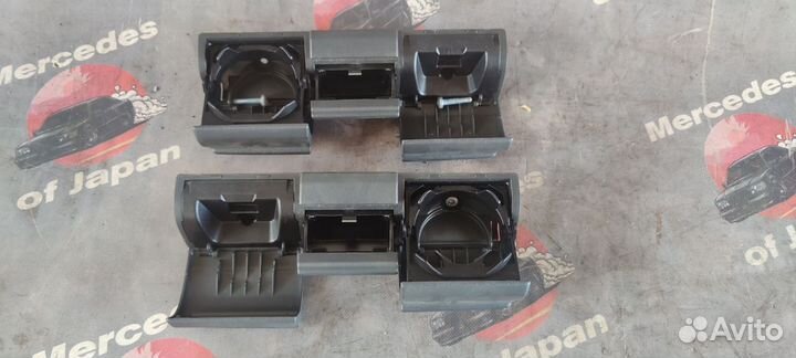 Задние подстаканники Mercedes w639. Япония