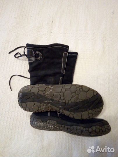 Продаю детские зимние сапоги Naturino р.35