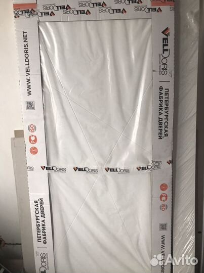 Межкомнатная дверь новая белая