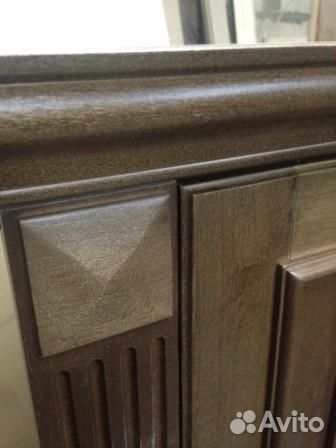 Оружейный сейф на 8 стволов в дереве 