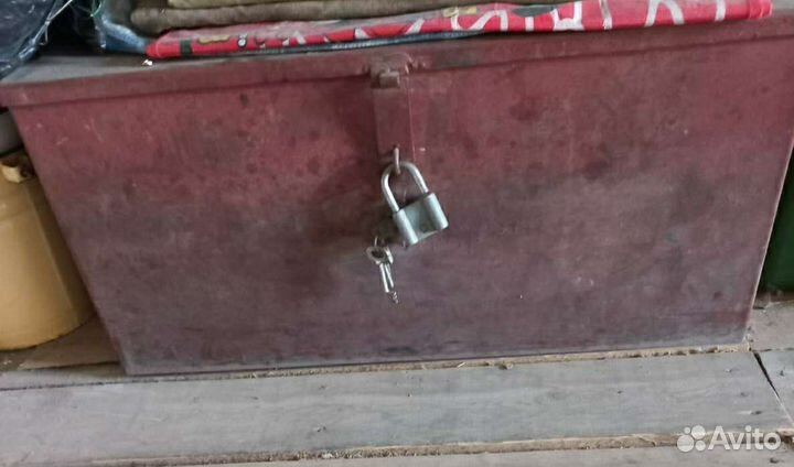 Ящик металлический