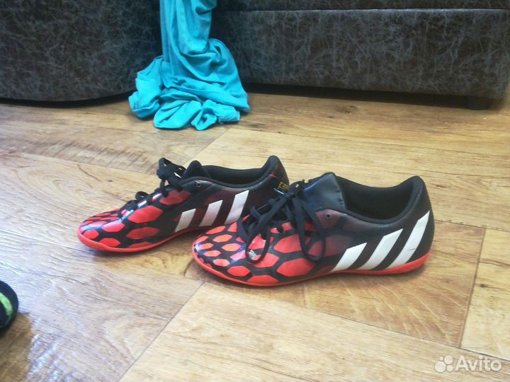 Футбольные бутсы Adidas 36 размер