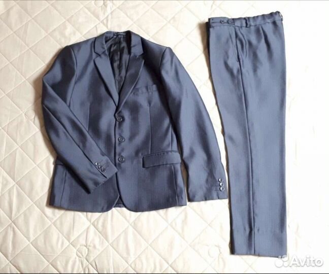Школьный костюм