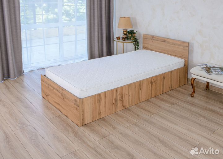 Кровать с матрасом 80х200