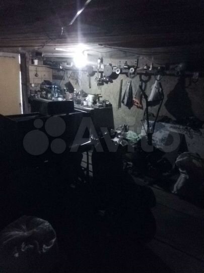 4-к. квартира, 90 м², 1/1 эт.