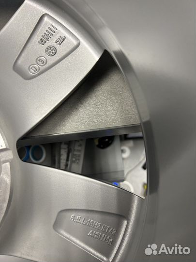 Диск оригинал VW passat corvara R16