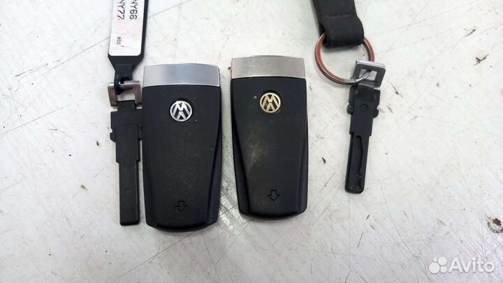 Смарт ключ Volkswagen Passat CC