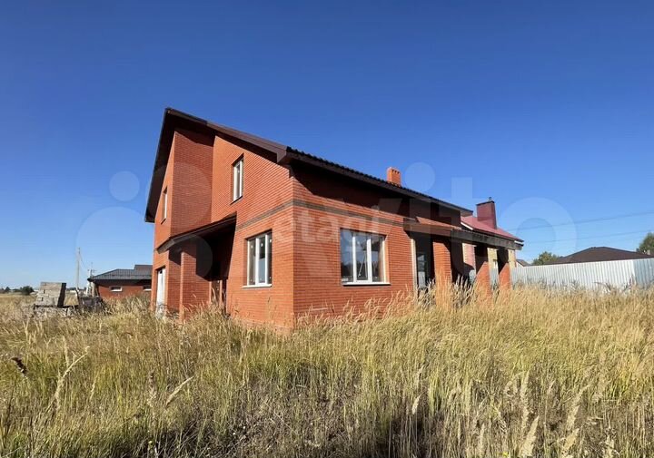 Коттедж 187,3 м² на участке 6 сот.