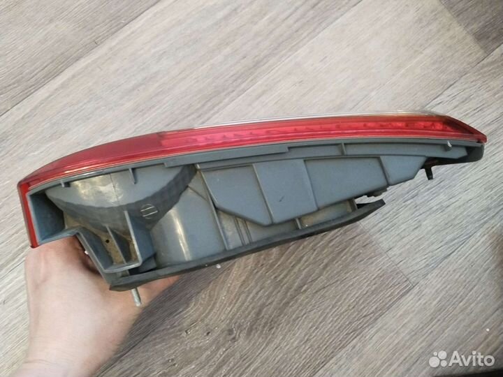 Фонарь задний внутренний левый Kia Rio 3