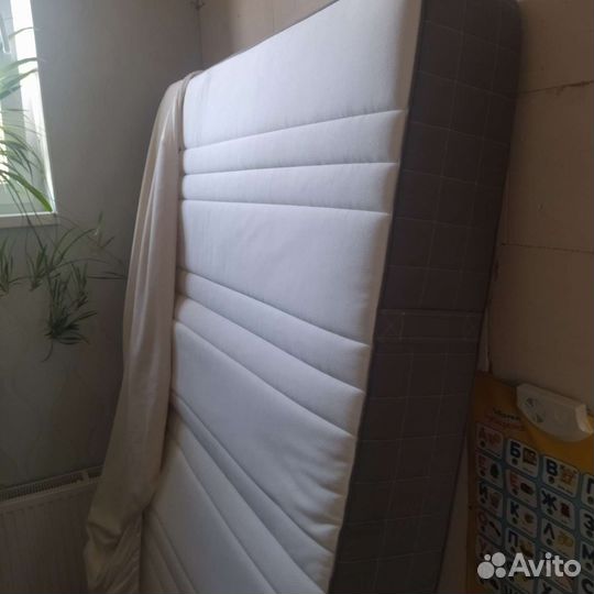 Матрас 140х200 IKEA