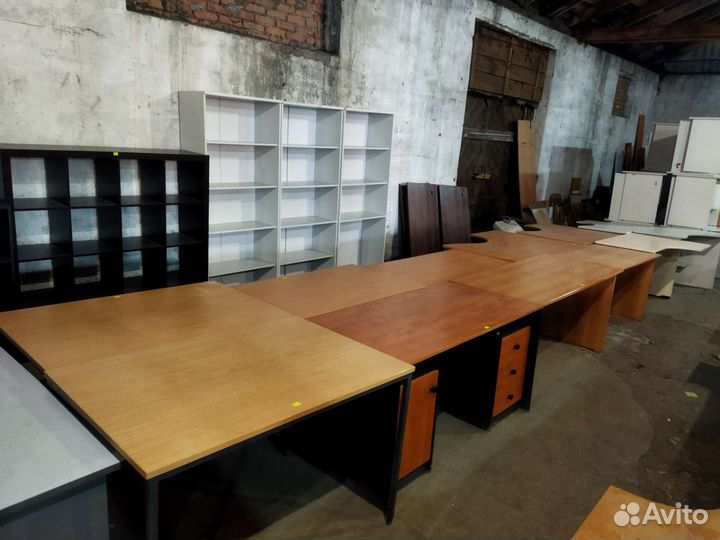 Стол на кухню