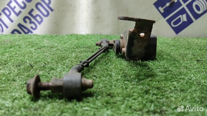 Датчик высоты дорожного просвета передний левый