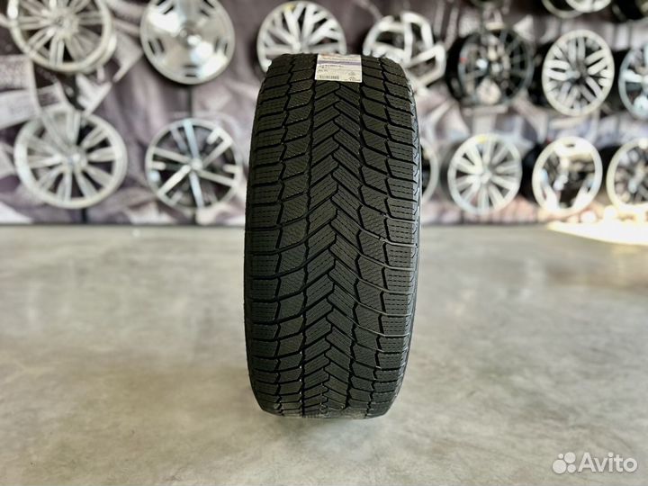 Michelin X-Ice Snow 275/35 R21 103H