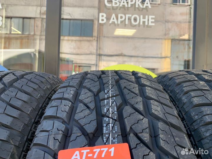 Maxxis AT-771 Bravo 255/70 R16 111T
