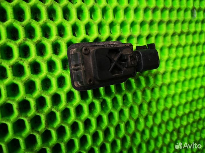 Кнопка багажника для Ford Kuga 2008-2019