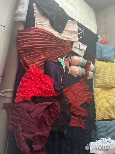 Пакет вещей на доставке