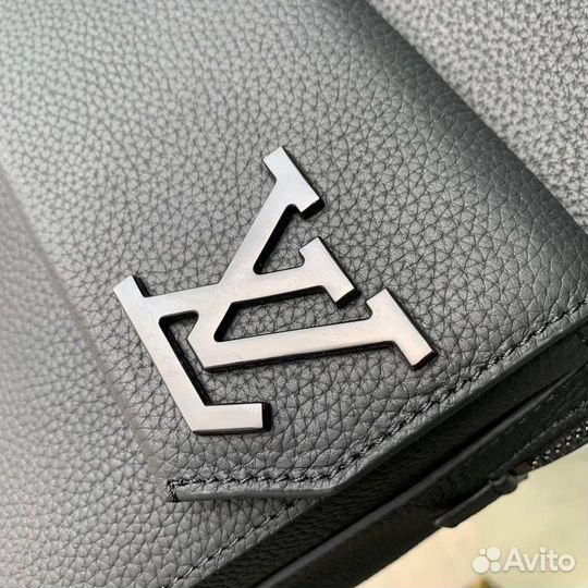 Мужская сумка слинг Louis Vuitton pilot