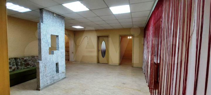 5-к. квартира, 109,3 м², 2/5 эт.