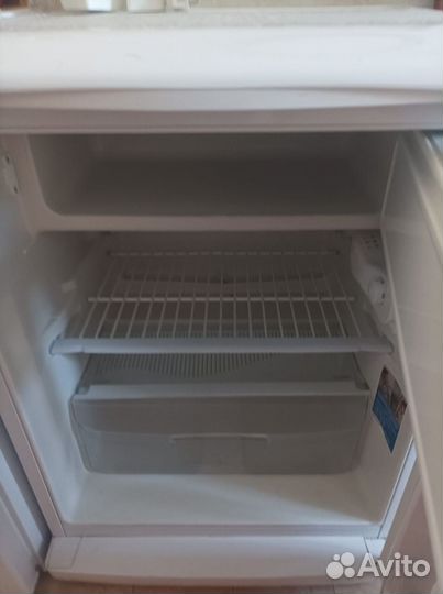 Холодильник Indesit MT 08